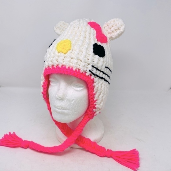 Handmade Crocheted Hello Kitty Beanie OS - Picture 1 of 7